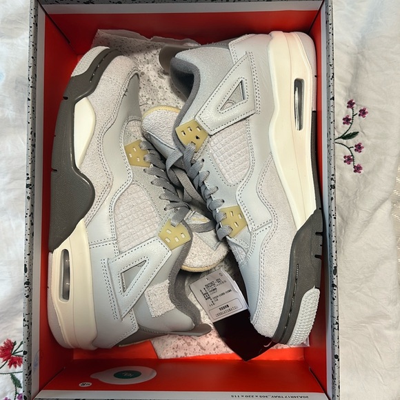 靴 AIR JORDAN 4 RETRO SE (GS) Air Jordan 4 Retro SE (GS)